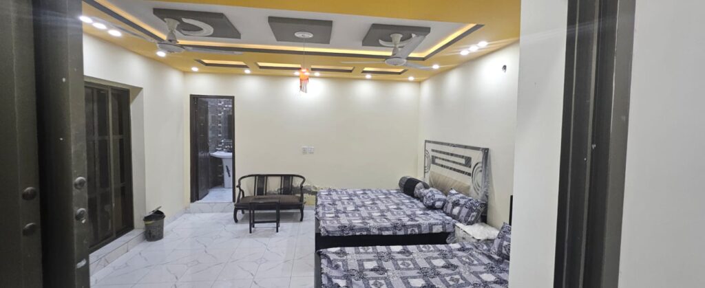hostel near Sunder Industrial Estate Lahore