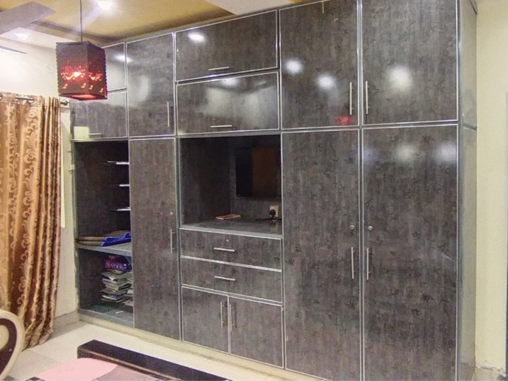 best boys hostel for students in Lahore