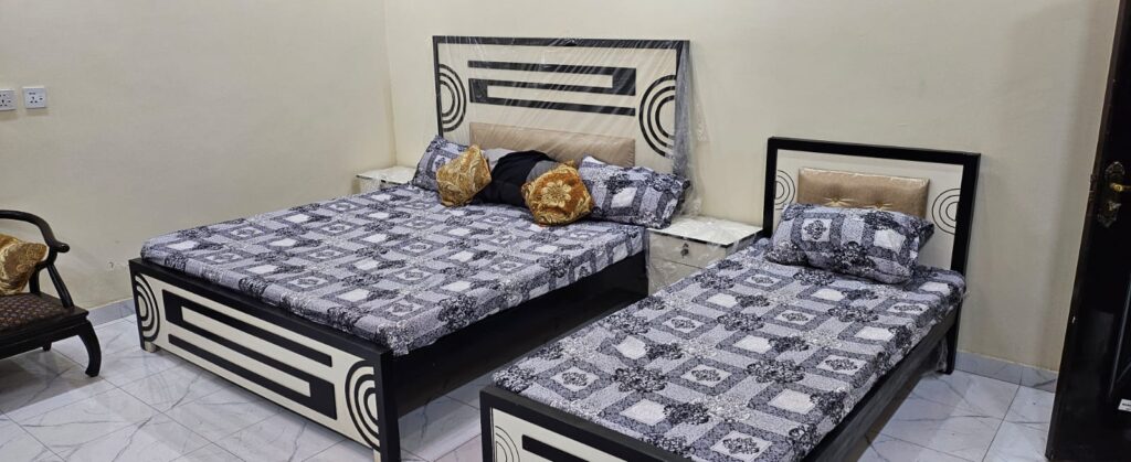 hostel near Sunder Industrial Estate Lahore