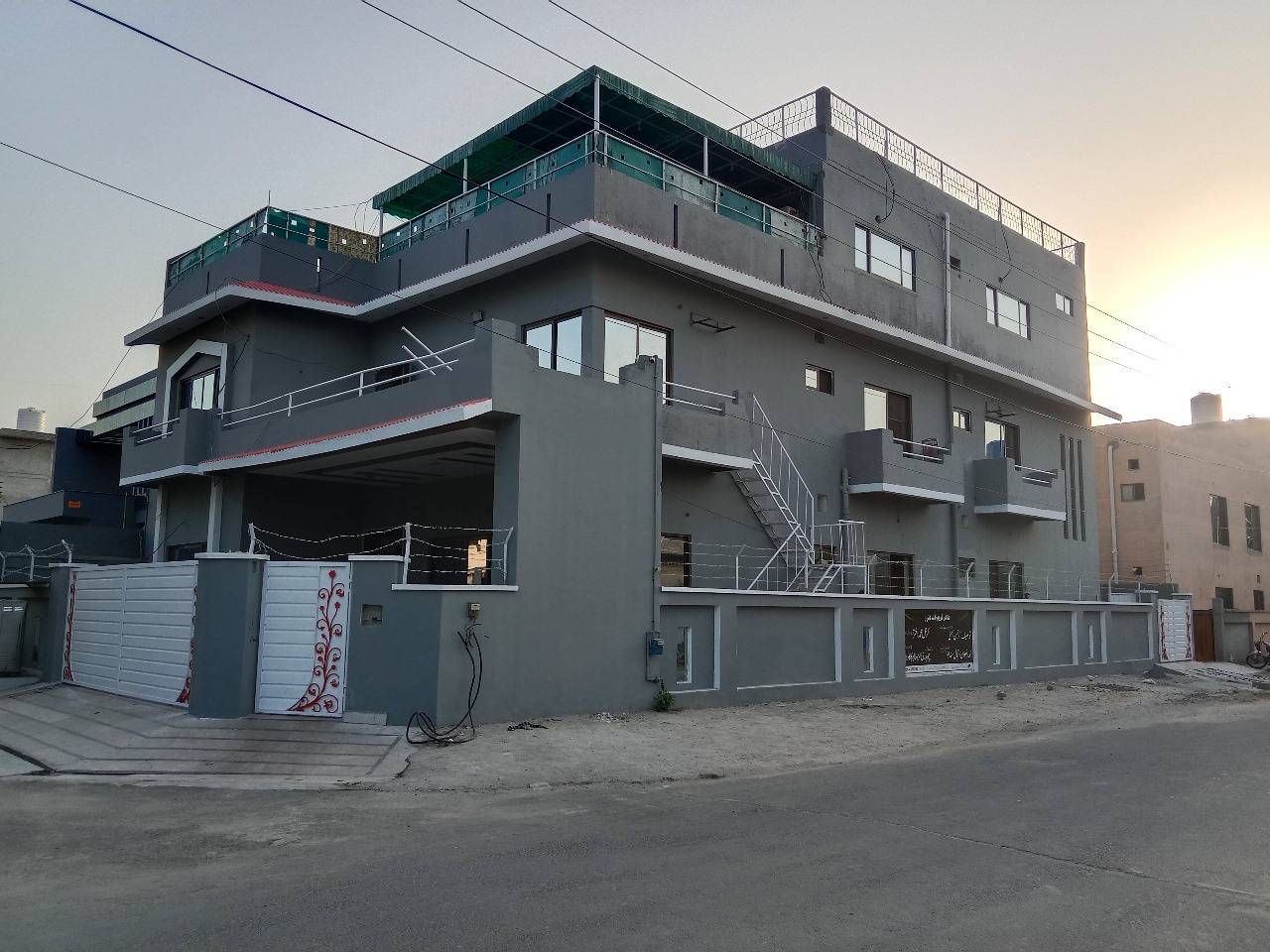 f1a3e5dd-528c-4e13-bdd7-2c91782e4504 (2)