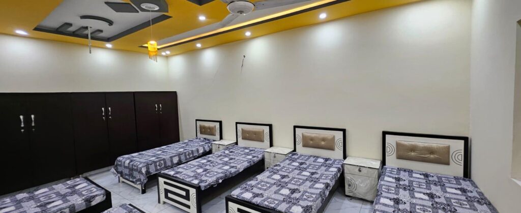 A picture of room of Lahore Boys Hostel Johar Town