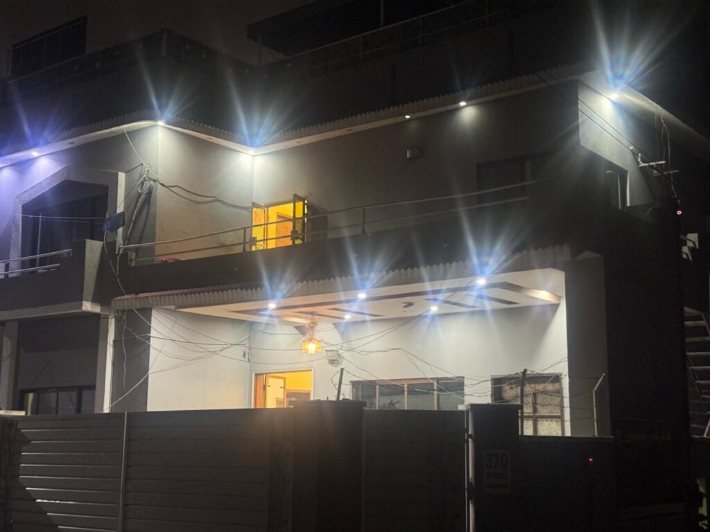 Best Hostel for Job Holders Near Bahria Orchard