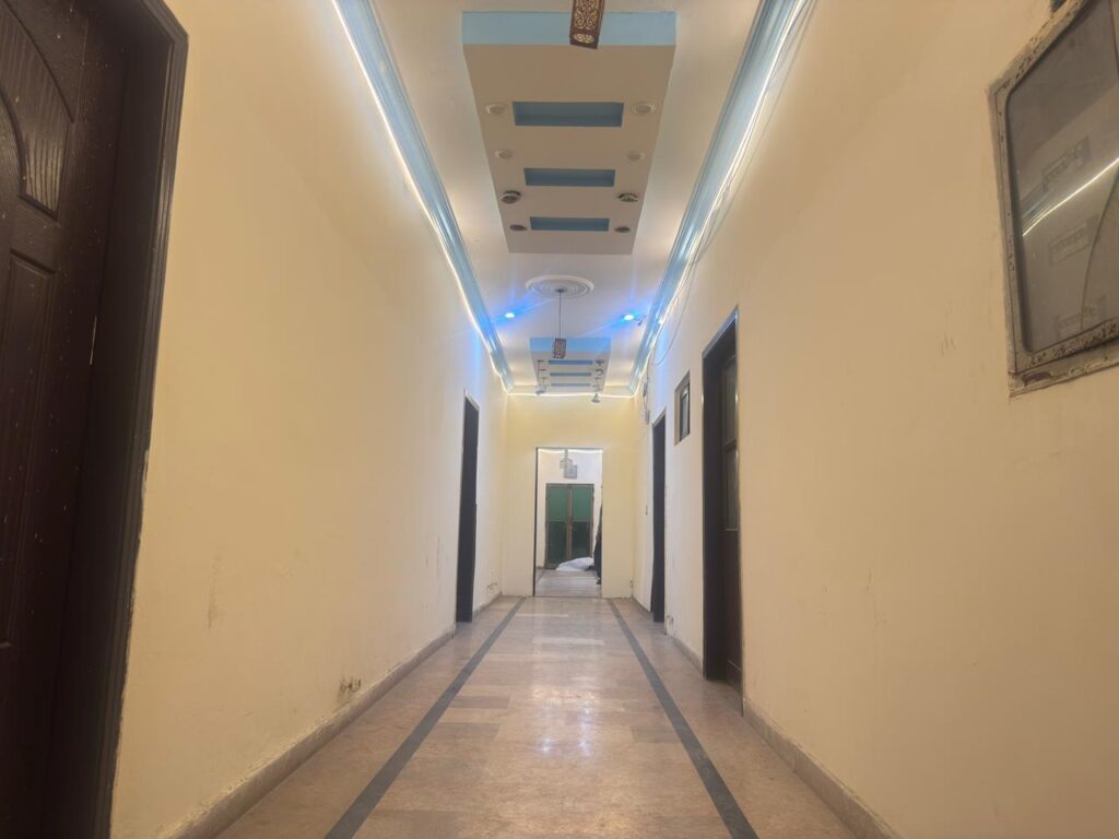 hostels in Lahore Johar Town