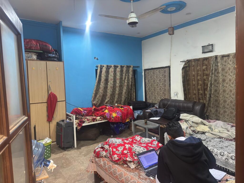 hostels in Lahore 