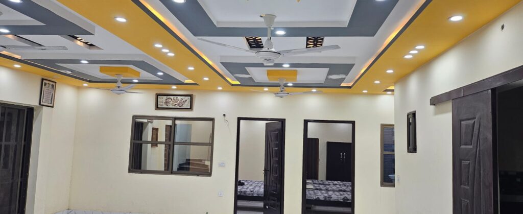 Single Room Boys Hostel Near Lake City Lahore