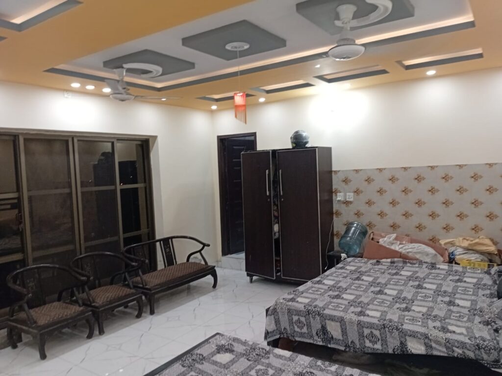 double room boys hostel near Lake City Lahore