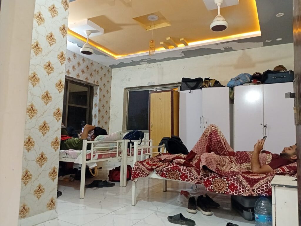 Single Room Boys Hostel Near Superior University, Raiwind Road, Lahore 