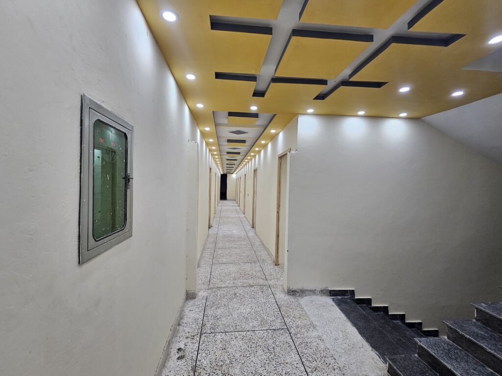 Student Accommodation Near Superior University Lahore